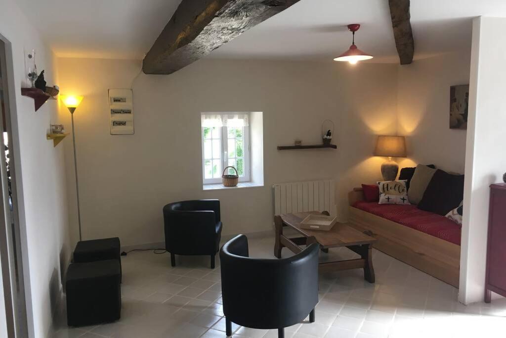 Logement Independant Le Poulailler Proche Guedelon Treigny Εξωτερικό φωτογραφία
