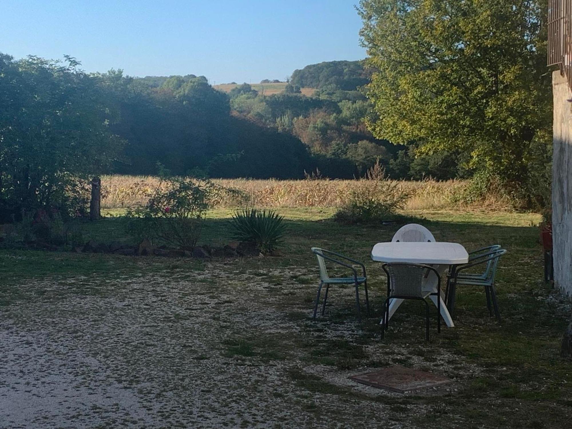Logement Independant Le Poulailler Proche Guedelon Treigny Εξωτερικό φωτογραφία
